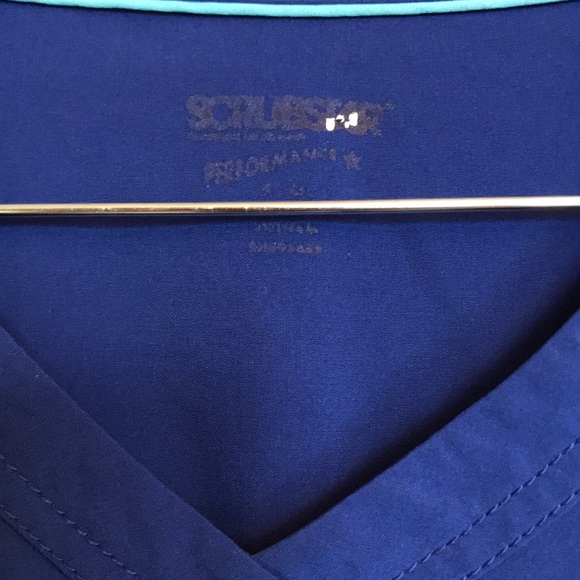 Scrub set - Picture 12 of 15